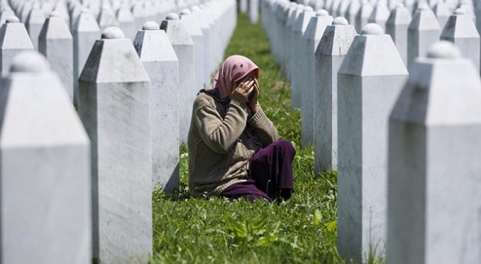 majka-srebrenica
